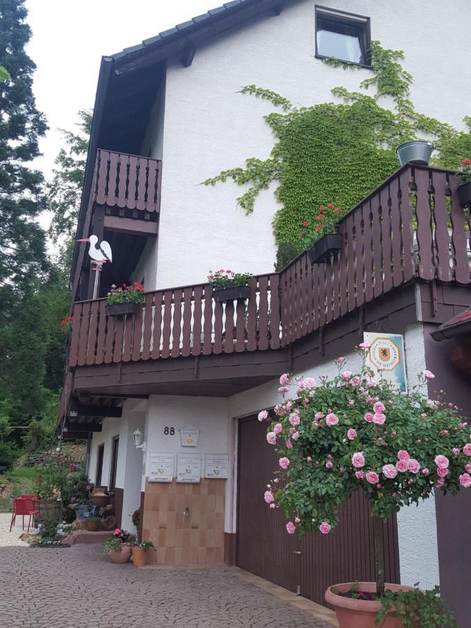Gaestehaus Gerhardt Schweigen-Rechtenbach Dış mekan fotoğraf