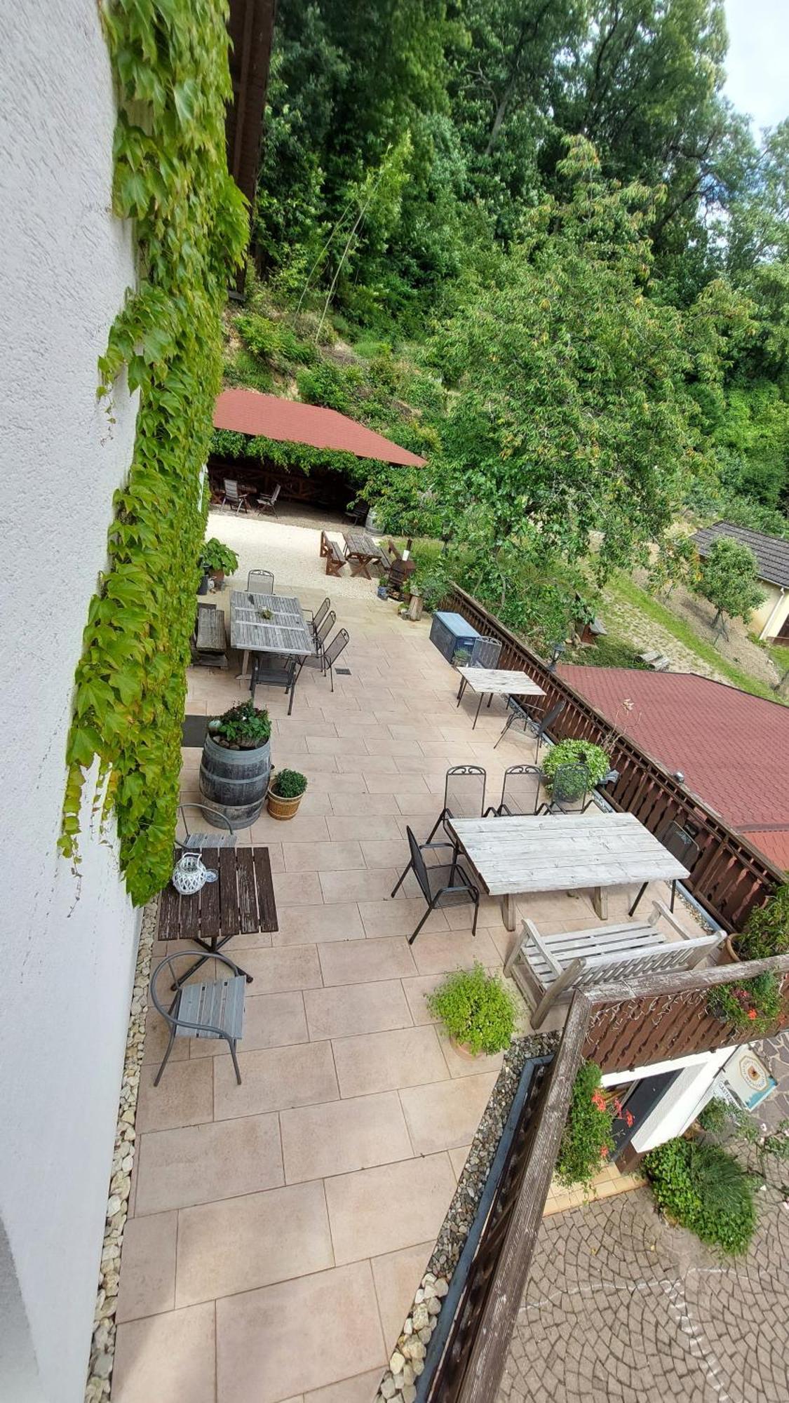 Gaestehaus Gerhardt Schweigen-Rechtenbach Dış mekan fotoğraf