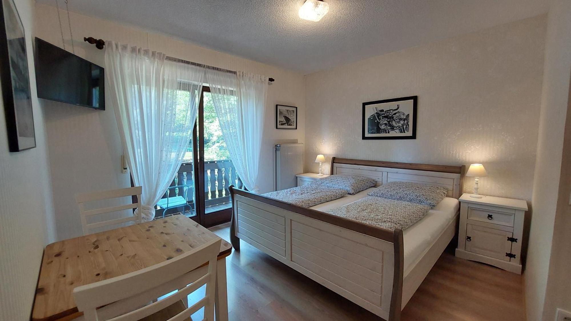 Gaestehaus Gerhardt Schweigen-Rechtenbach Dış mekan fotoğraf