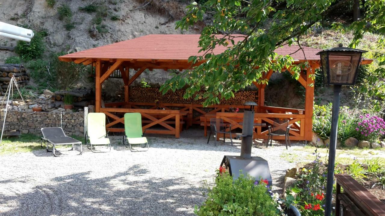 Gaestehaus Gerhardt Schweigen-Rechtenbach Dış mekan fotoğraf